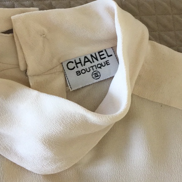 CHANEL Tops - Chanel silk blouse size 38 perfect cond